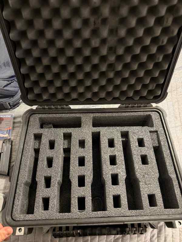 Pelican 1520 w/ 5 Gun Foam Inserrt