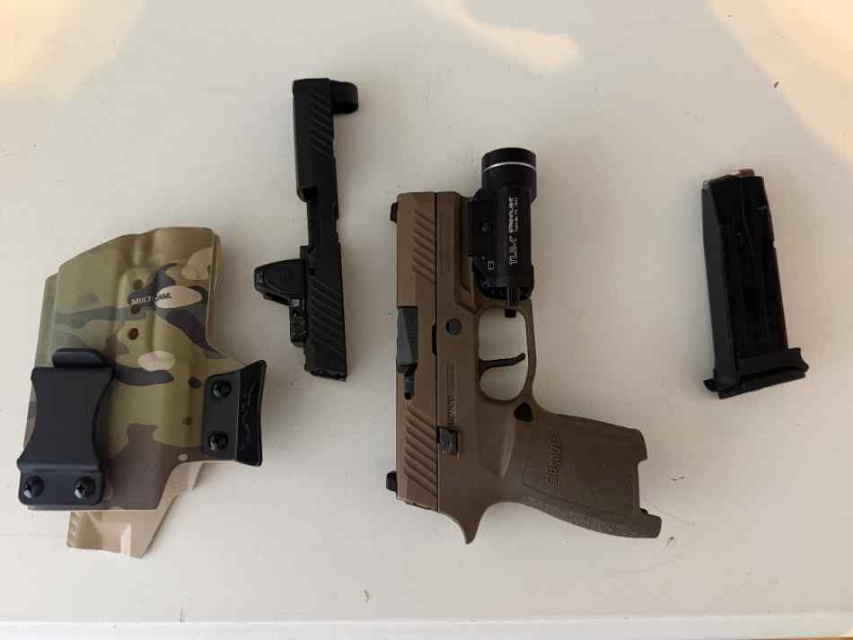 P320 Compact FDE and extras
