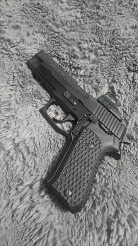 Sig P220 Ported Optic Cut *Daytona*